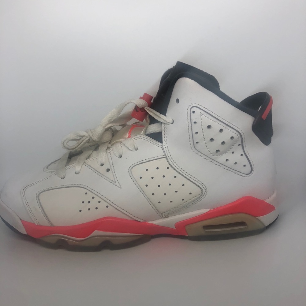 Jordan 6 retro infrared red size 6Y